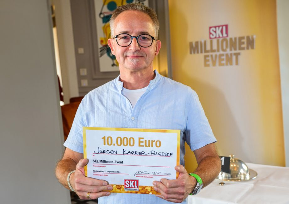 Glöckle-Mitspieler Jürgen Karrer-Riedke freute sich beim SKL-Millionen-Event über 10.000 € für die Reisekasse.