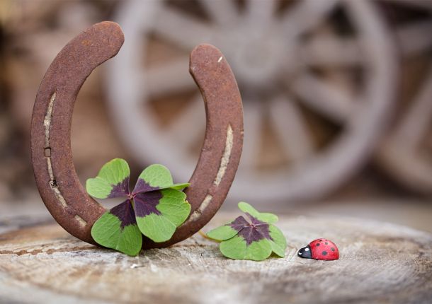 Aberglaube, Glücksbringer und ihre Bedeutung