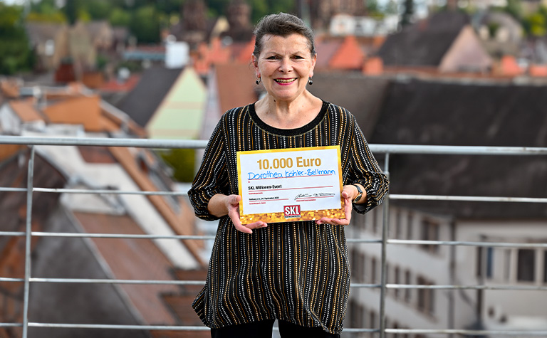 Glöckle-Mitspielerin freut sich beim SKL Millionen-Event über 10.000 Euro