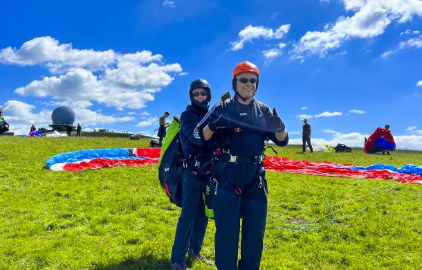 Gloeckle Glücksmomente Gewinner beim Gleitschirmflug